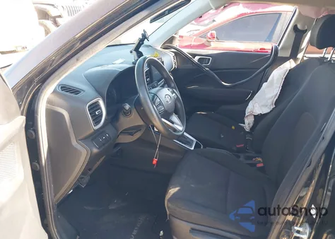 2021 Hyundai Venue Se from USA, damaged, VIN KMHRB8A37MU116556